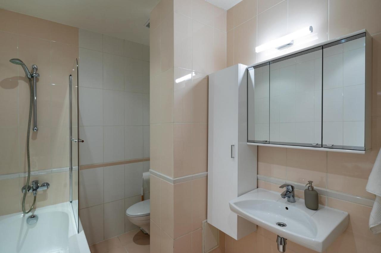 Ziedondarza Park One Bedroom Apartment With Balcony Riga Exterior photo